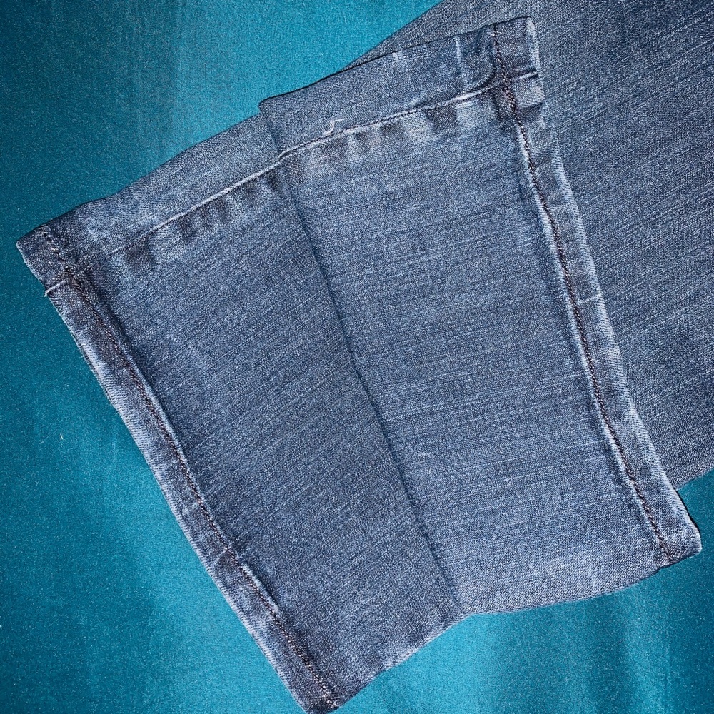 REFUGE Jeans - Picture 5 of 5